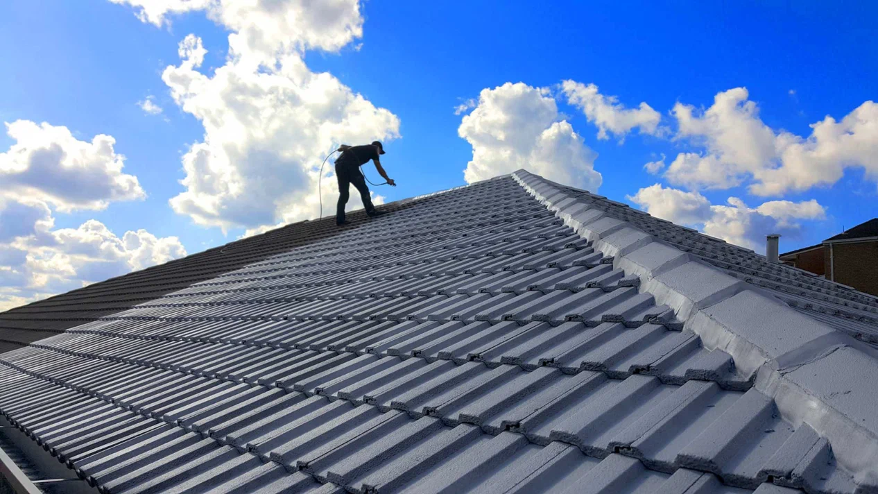 solar-powered roofing solutions